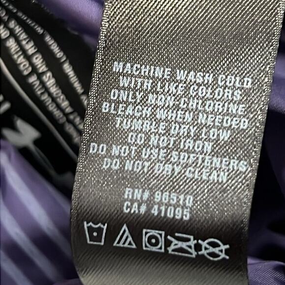 Under Armour Infrared Puffer Down Vest Size Small Purple - Picture 7 of 7